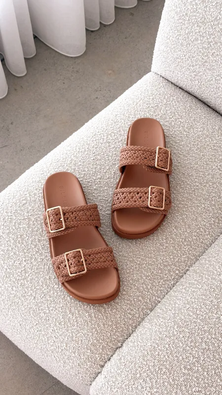 Aprila Slides - Peanut made by Billini