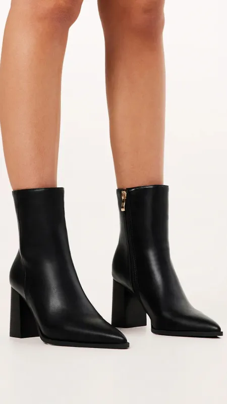 Xavion Boots - Black made by Billini