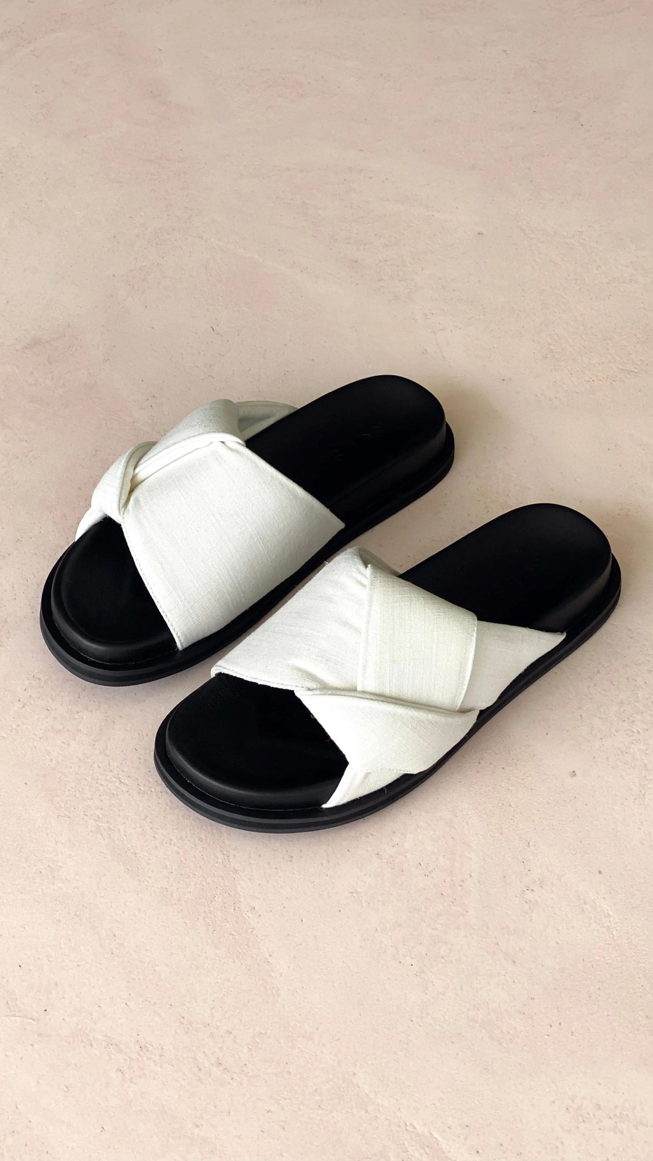 Sol Sana Mellow Footbed - White sold by Billy J