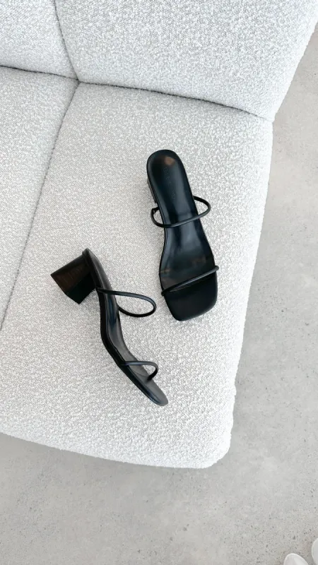 Waylen Heel - Black sold by Billy J