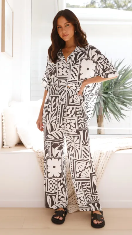 Benita Pants - Laie Floral sold by Billy J