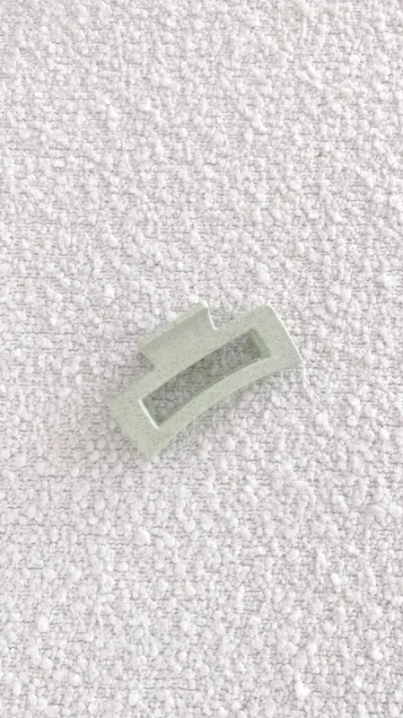 Kori Speckled Rectangle Claw Clip - Mint sold by Billy J