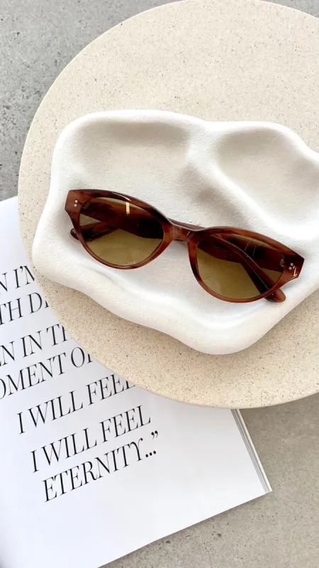 Quincia Sunglasses - Tort sold by Billy J