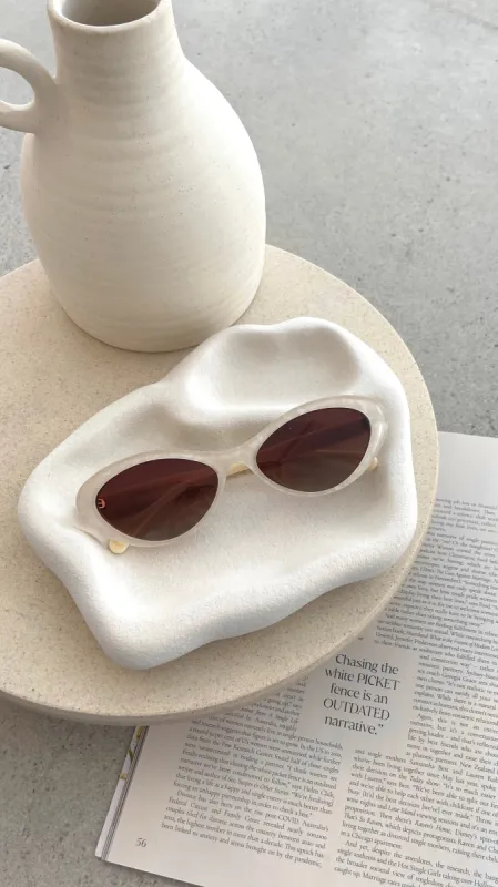 The Ferragni Sunglasses - Cream Tort / Cream Honey Fade sold by Billy J
