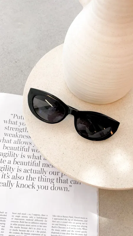 Estella Sunglasses - Black sold by Billy J