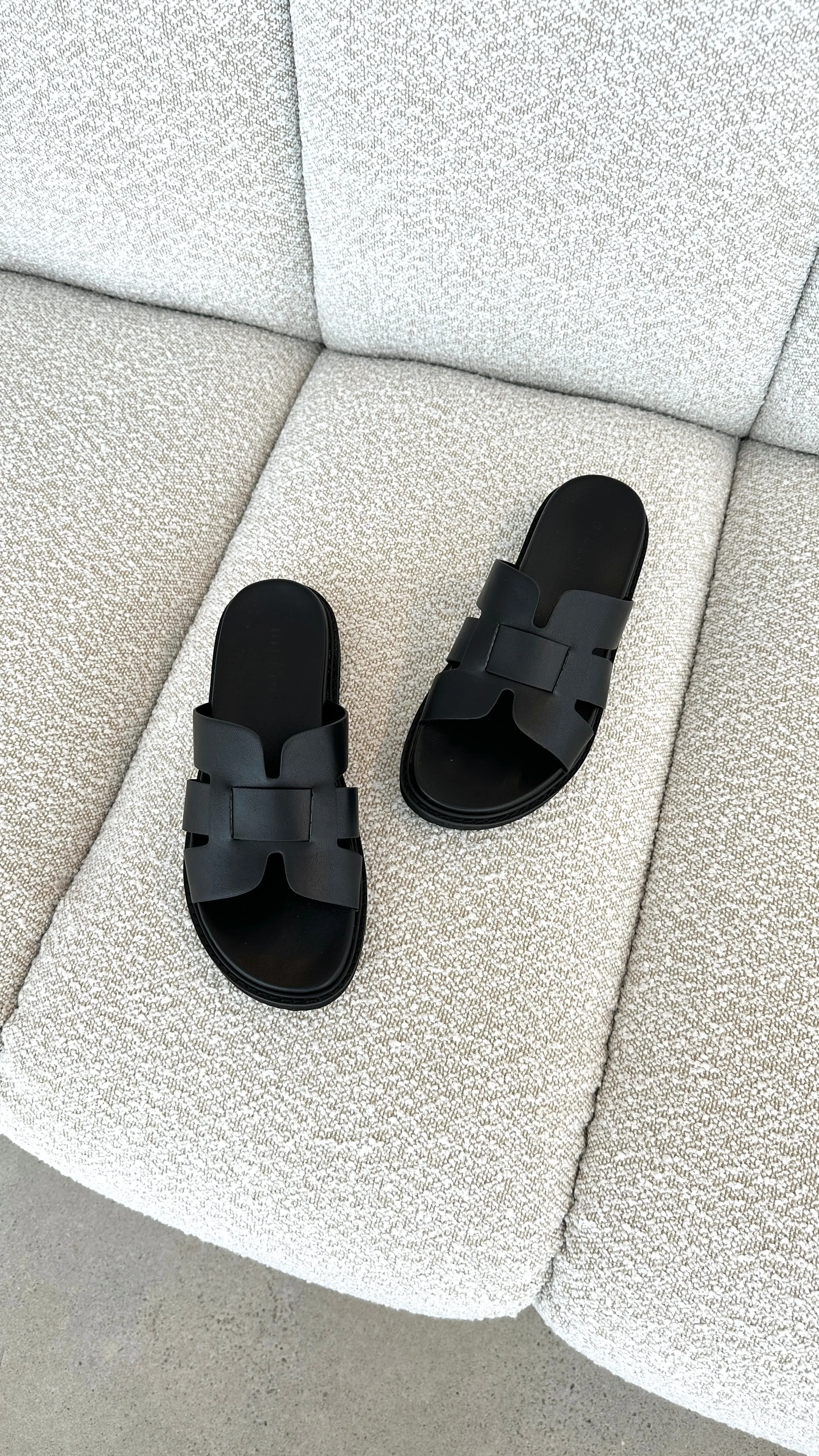 Zanna Slide - Black sold by Billy J product image thumbnail 4