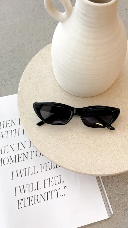 The Caroline Sunglasses - Black sold by Billy J