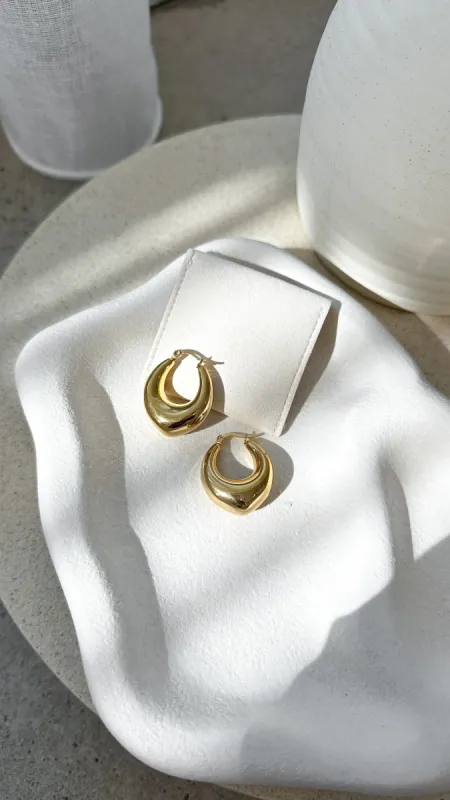 Arya Hoop Earrings - Gold sold by Billy J