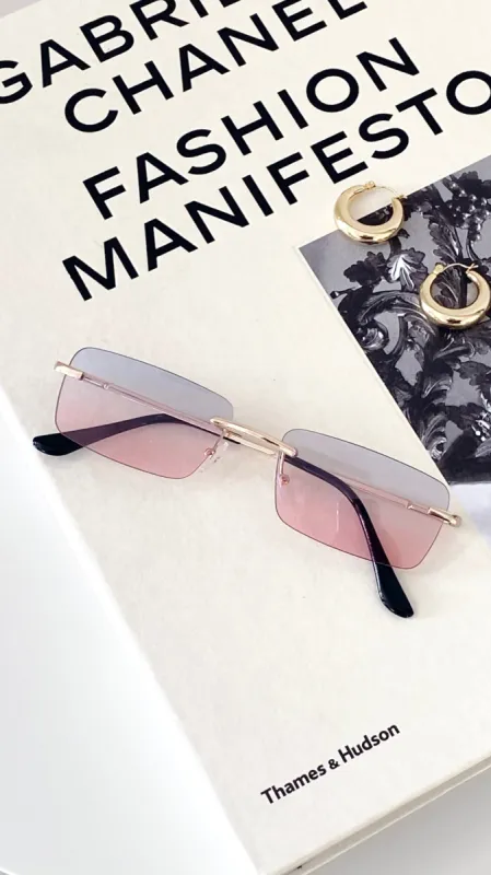 Daphne Retro Sunglasses - Pink sold by Billy J