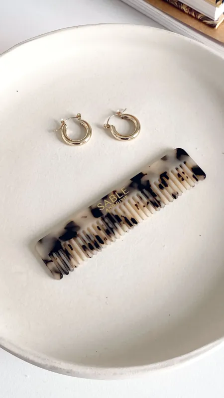 Ena Comb - Toffee sold by Billy J