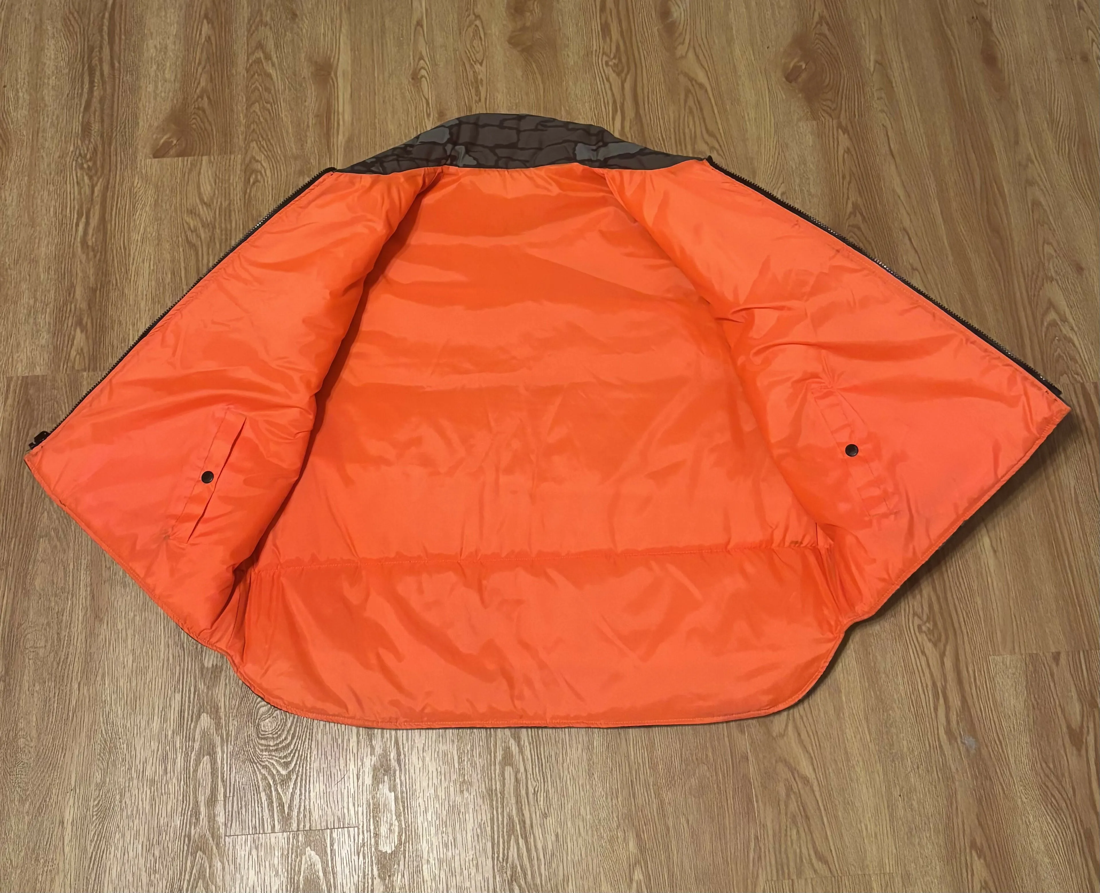 Vintage Winchester Trebark Reversible Puffer Vest XXL sold by Trebark product image thumbnail 3