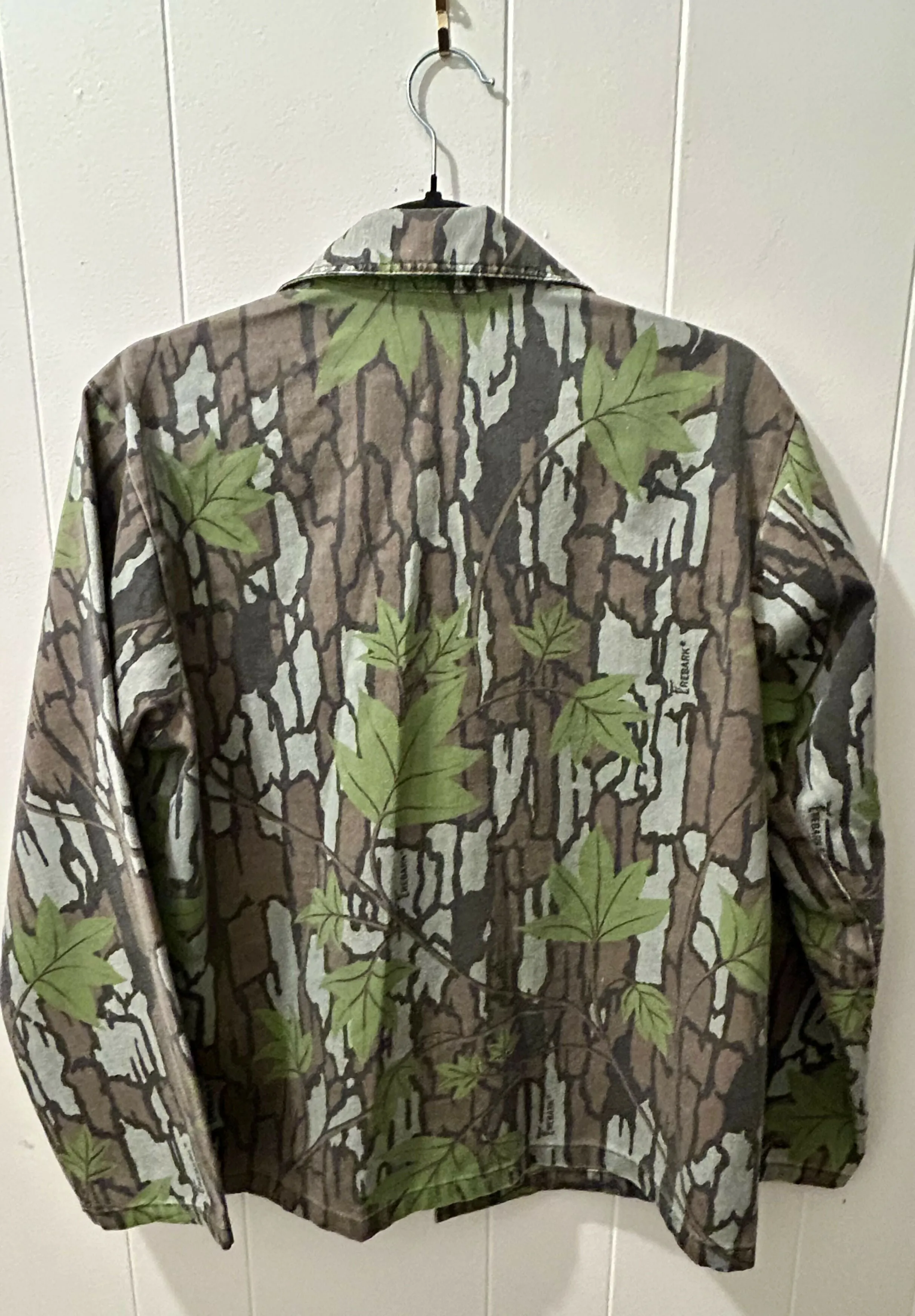 Vintage TreBark Greenleaf Lightweight Jacket S sold by Trebark product image thumbnail 2