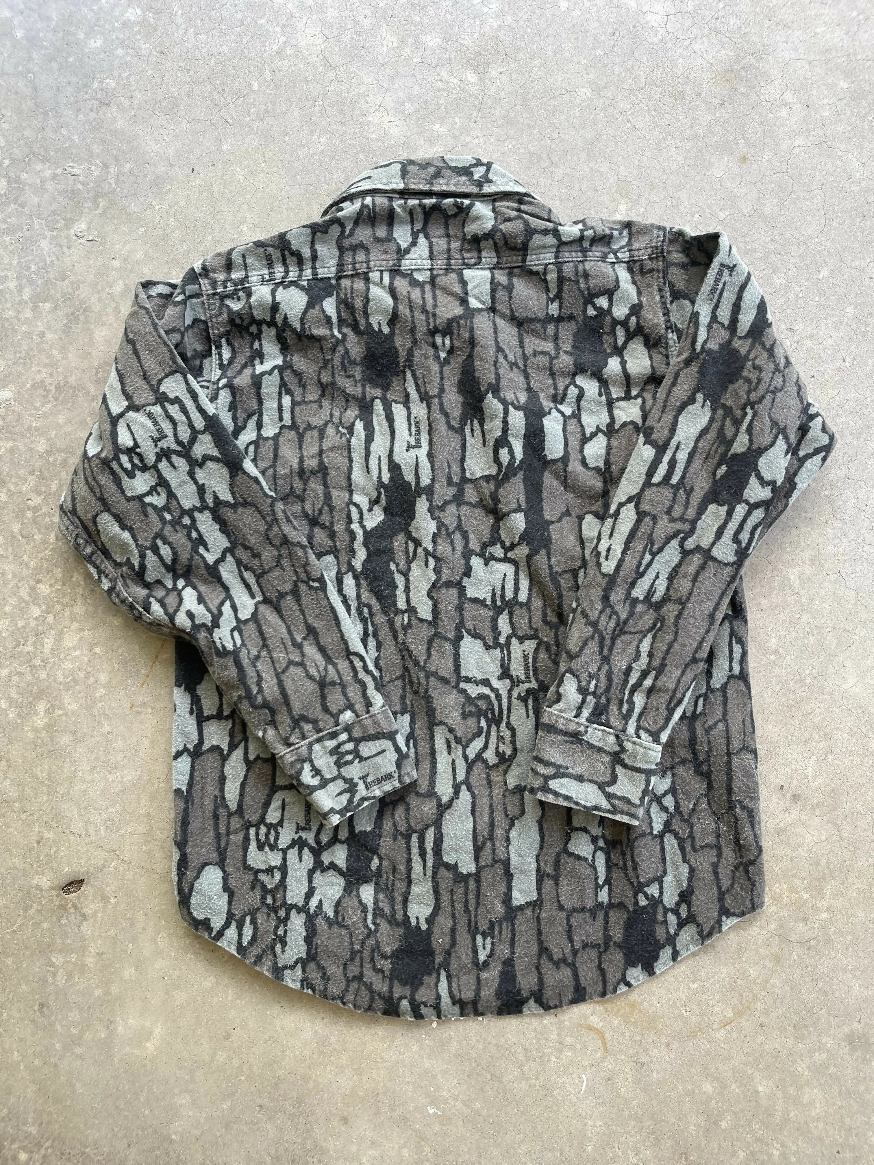 Vintage Trebark Camo Chamois Shirt (M) sold by Trebark product image thumbnail 4