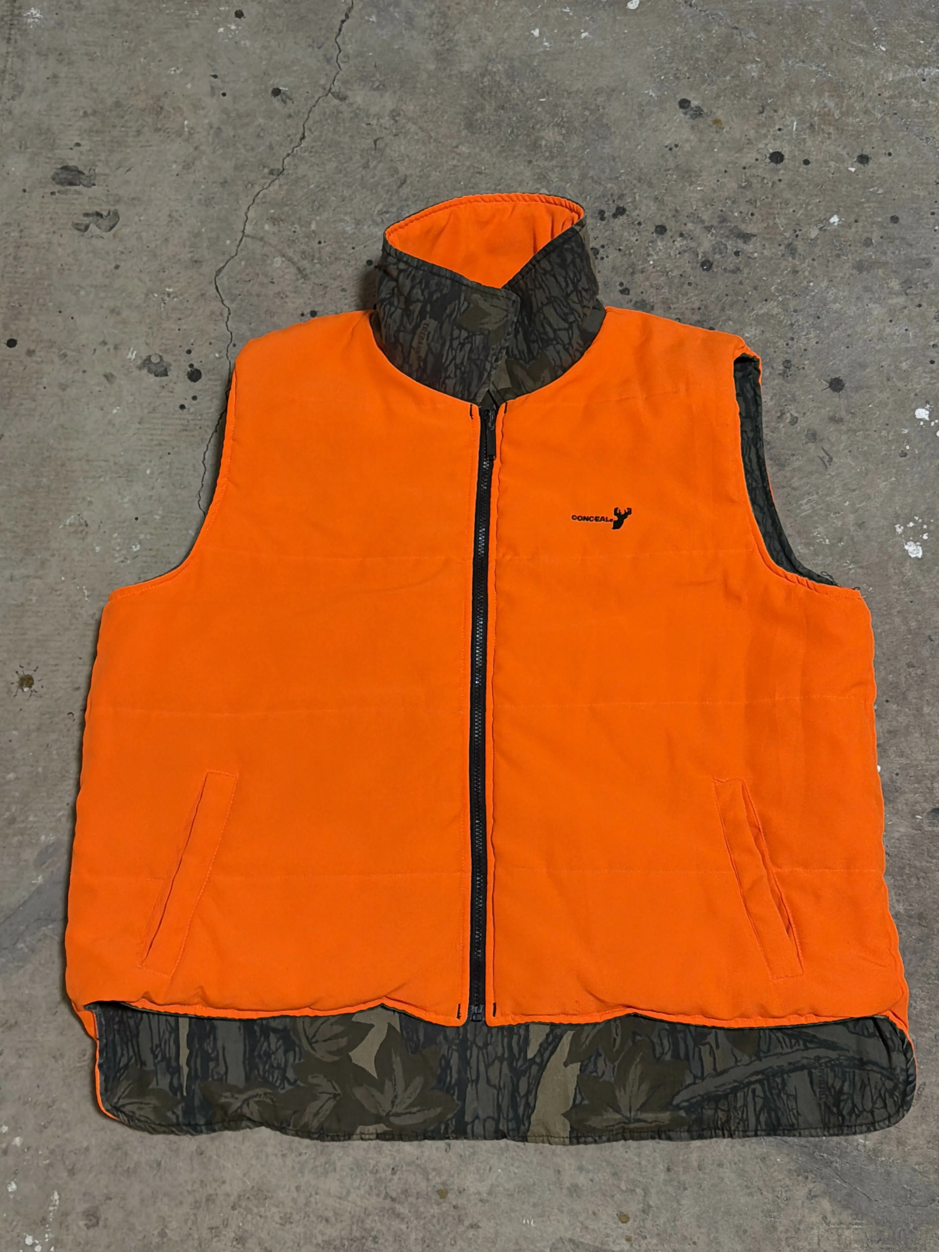 Vintage Winchester Trebark reversible puffer vest (XL) sold by Trebark product image thumbnail 2