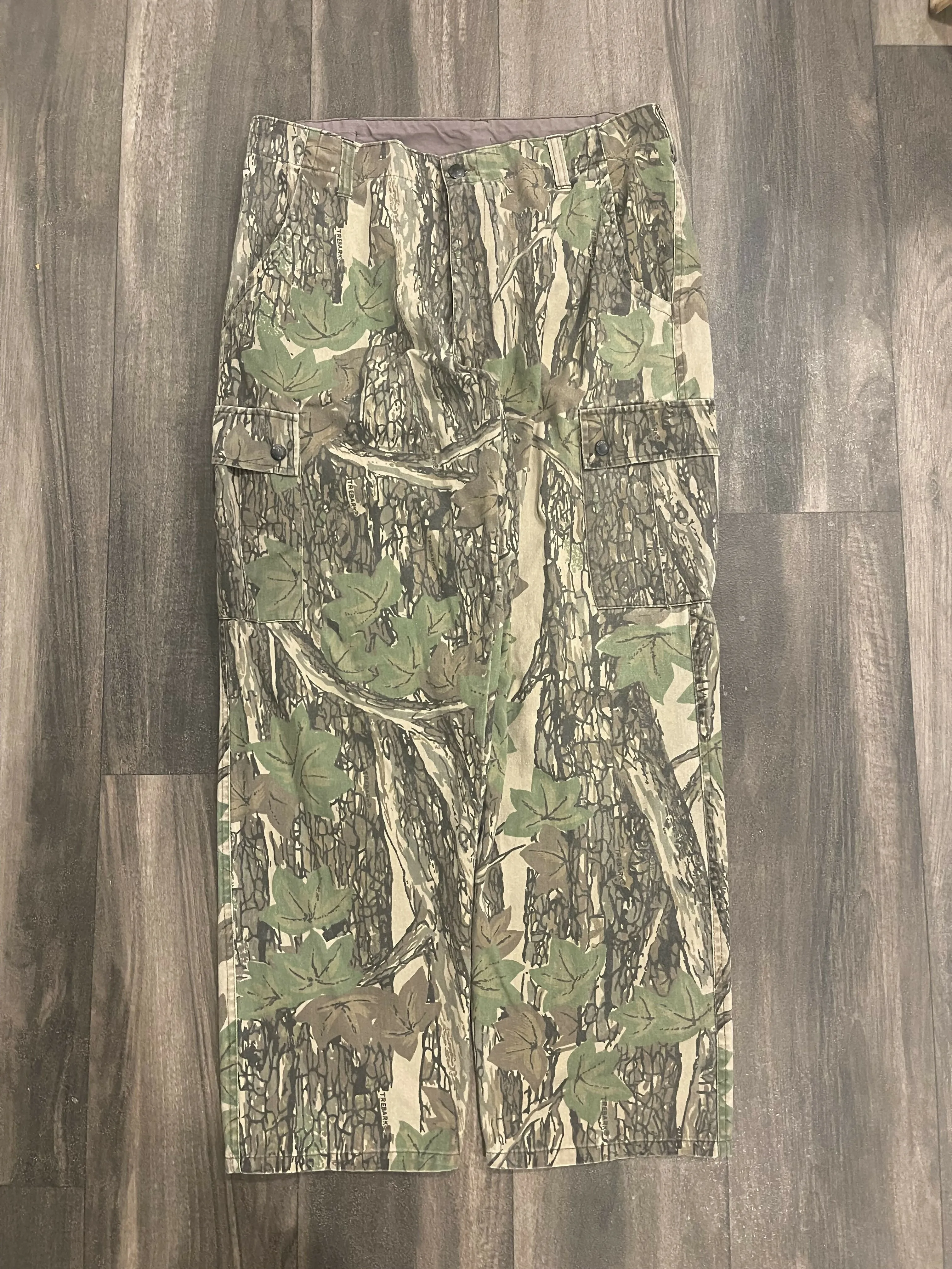 Vintage Winchester Trebark Camo Adjustable Waist Pants (L) sold by Trebark