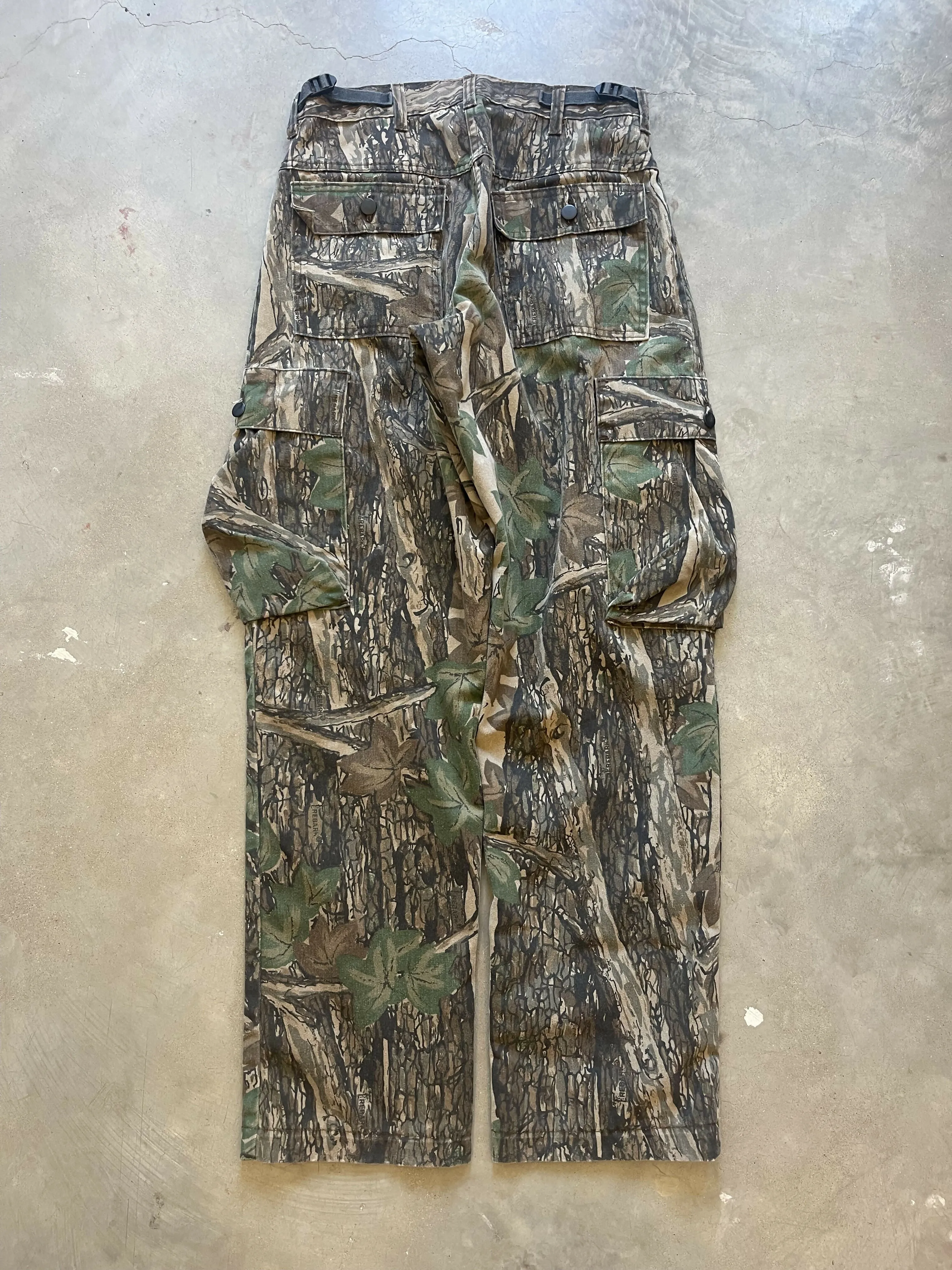 Vintage Trebark Camo Adjustable Waist Pants (S) sold by Trebark product image thumbnail 5