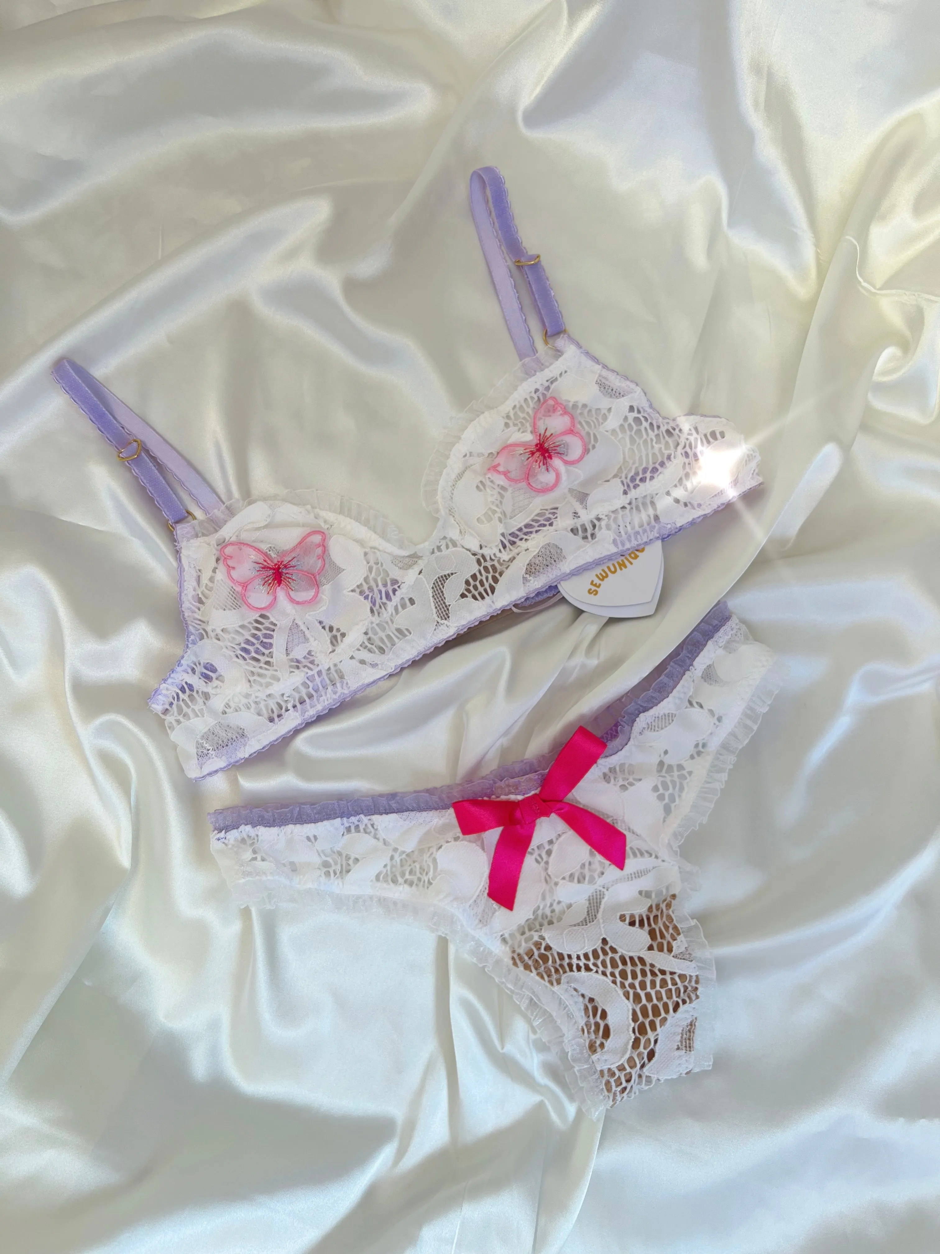 Butterfly Effect Set sold by Sew Unique product image thumbnail 4