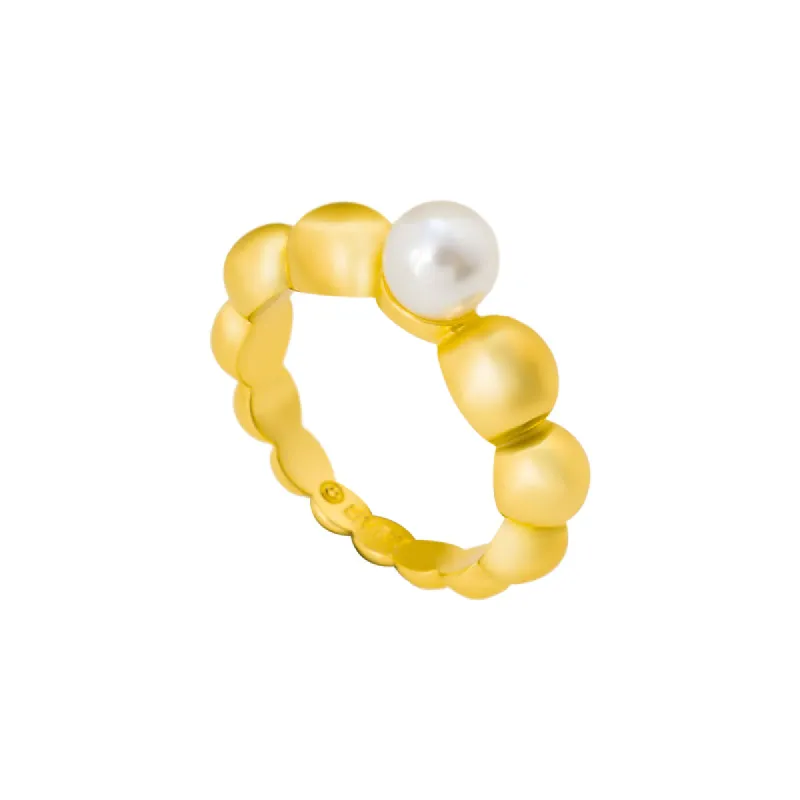 She's a Pearl Ring sold by Evry Jewels