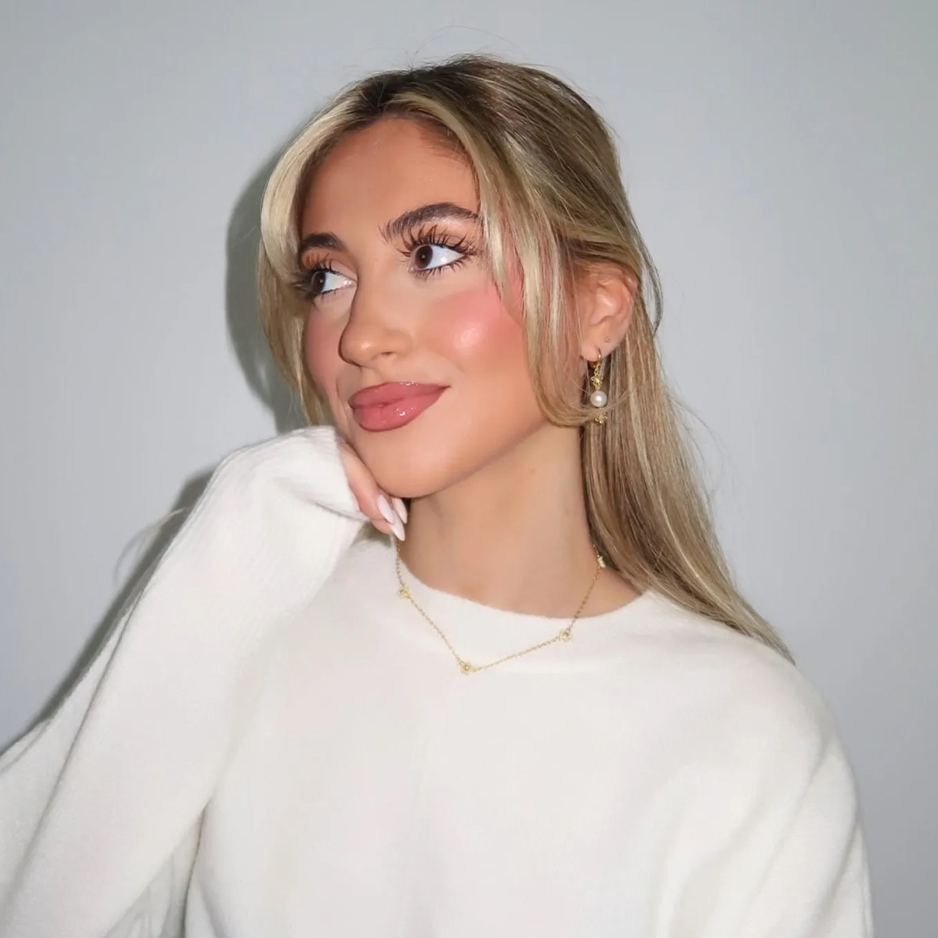 Blooming Necklace sold by Evry Jewels product image thumbnail 2