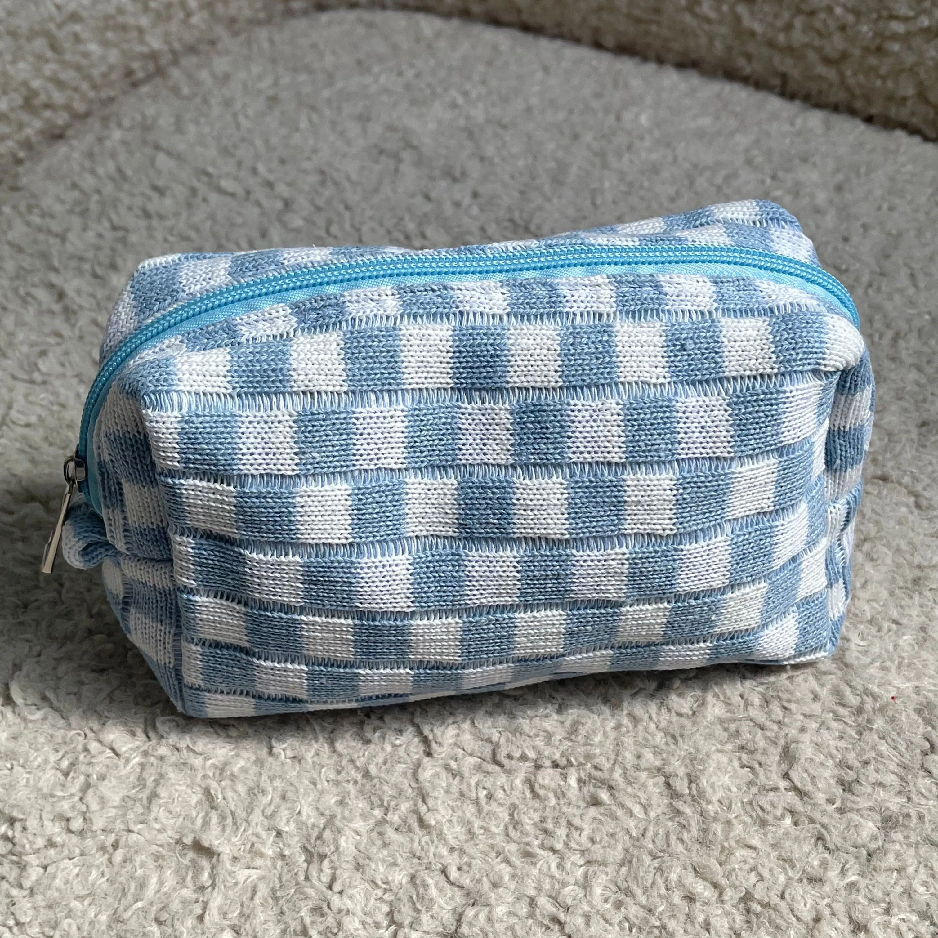 Checkered Toiletry Bag sold by Evry Jewels product image thumbnail 4