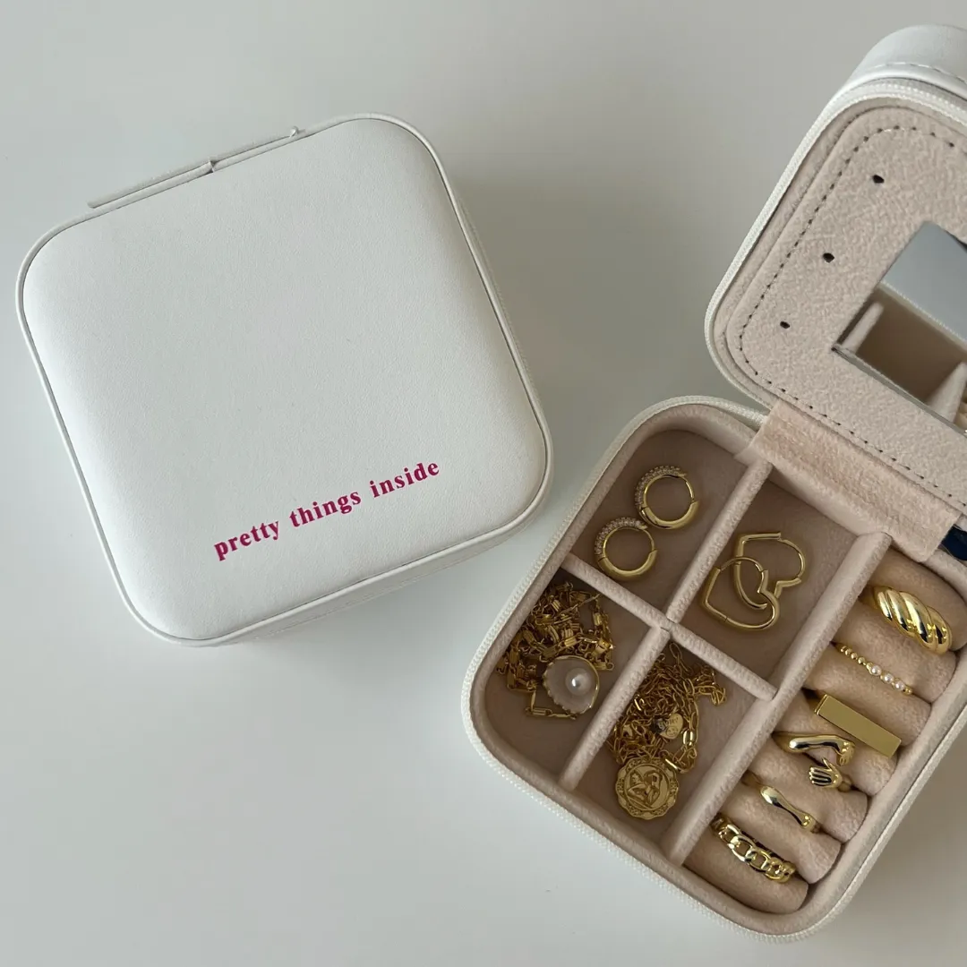 Pretty Things Inside Jewelry Box sold by Evry Jewels product image thumbnail 3