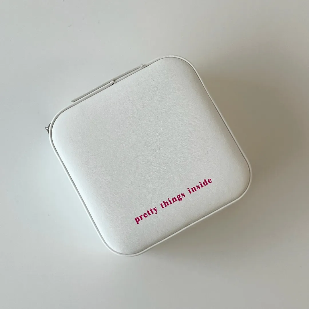 Pretty Things Inside Jewelry Box sold by Evry Jewels product image thumbnail 4