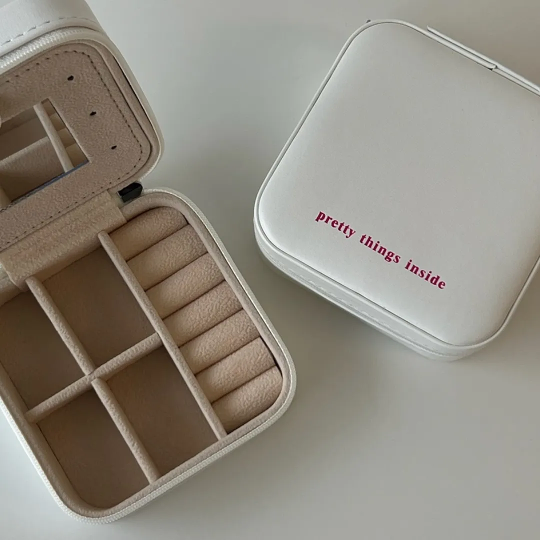 Pretty Things Inside Jewelry Box sold by Evry Jewels product image thumbnail 2