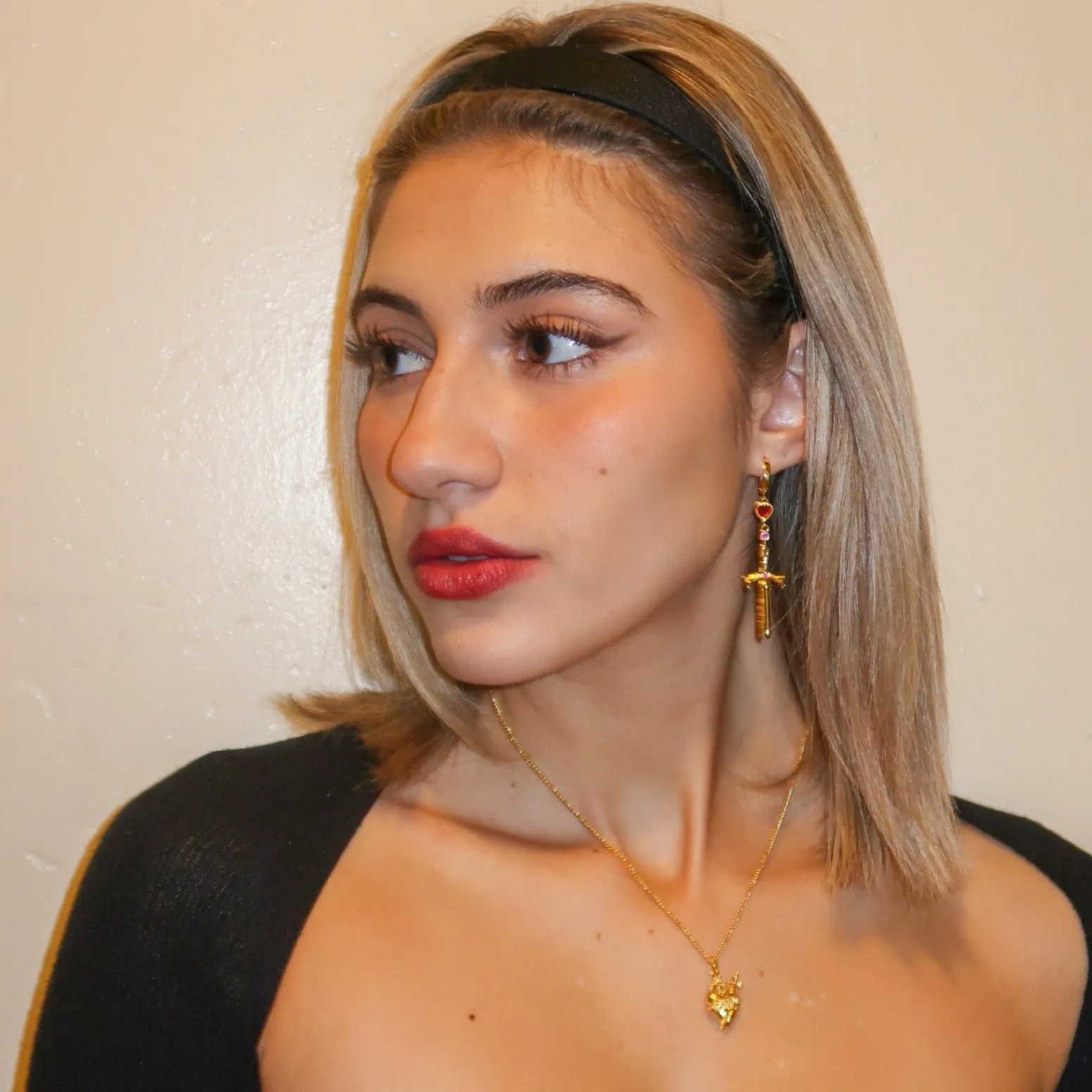 Sacred Heart Necklace sold by Evry Jewels product image thumbnail 2