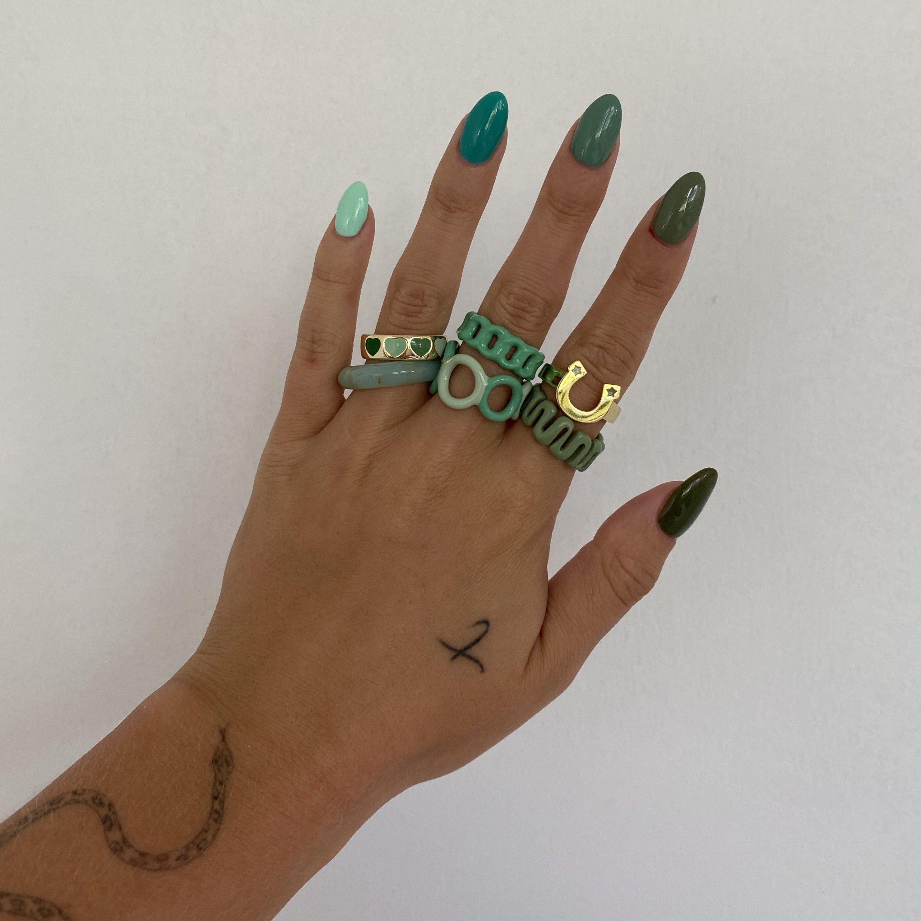 Lucky Star Ring sold by Evry Jewels product image thumbnail 3