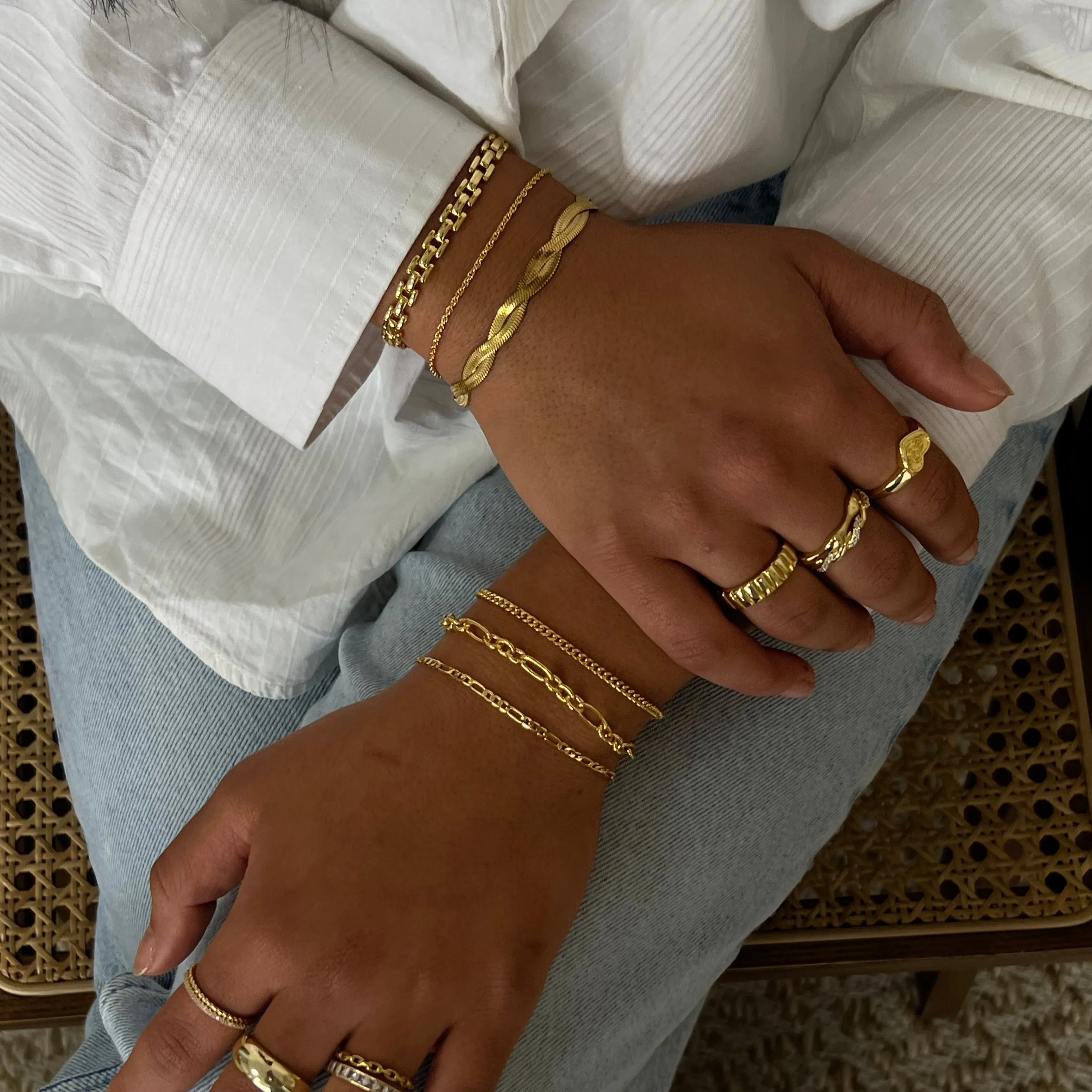 Casino Bracelet sold by Evry Jewels product image thumbnail 2