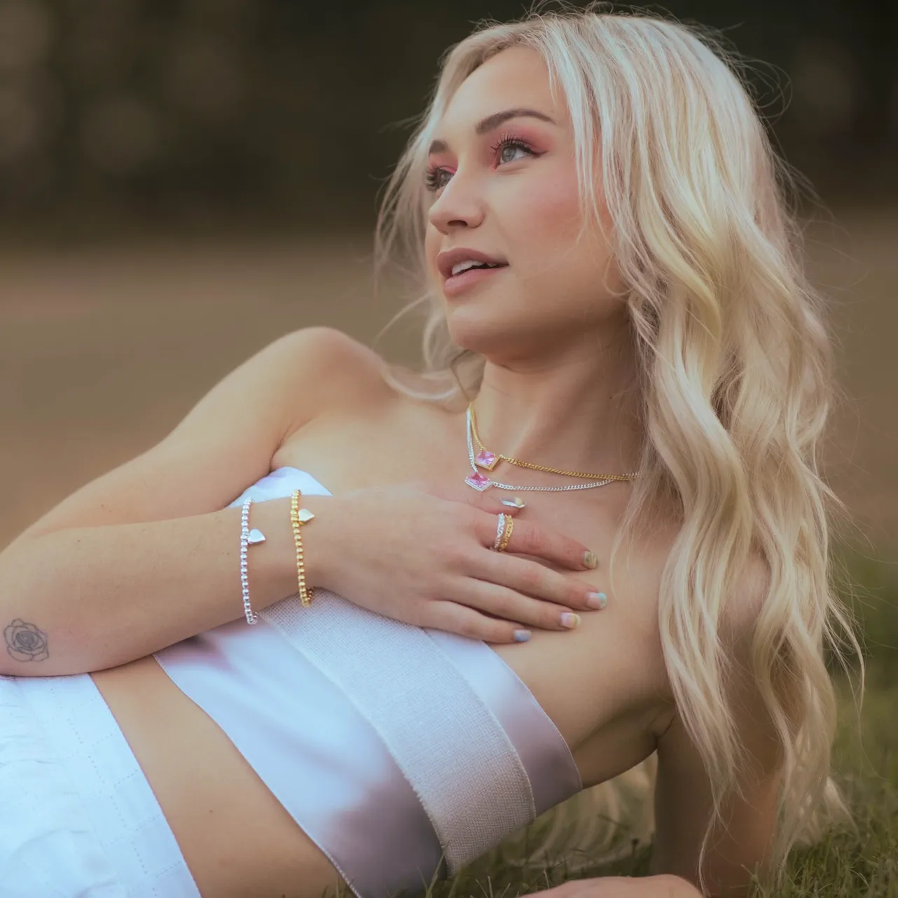 Heart In Your Hand Bracelet sold by Evry Jewels product image thumbnail 4