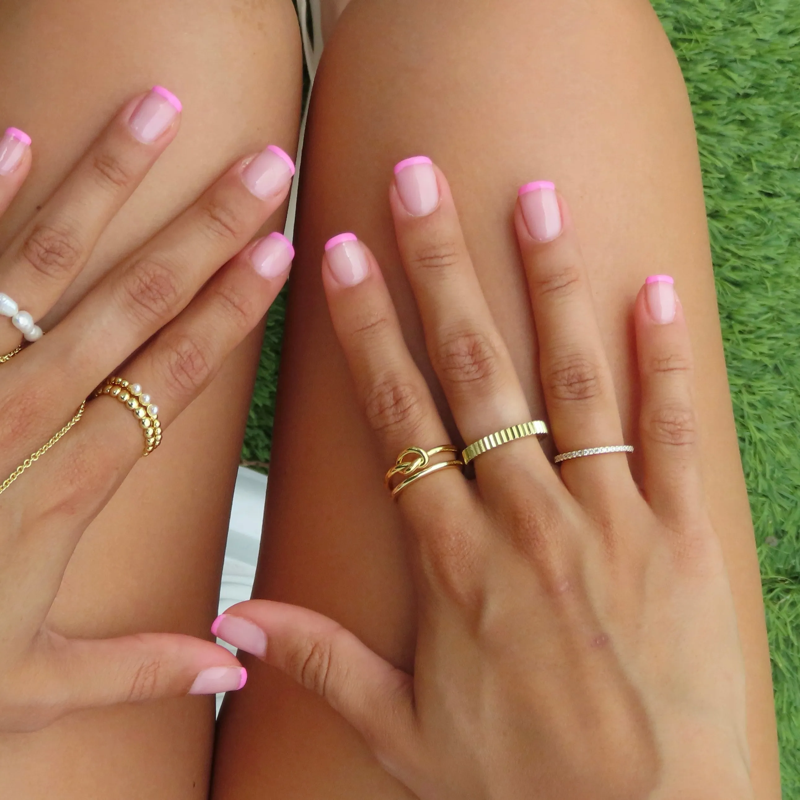 Knot Ring sold by Evry Jewels product image thumbnail 2