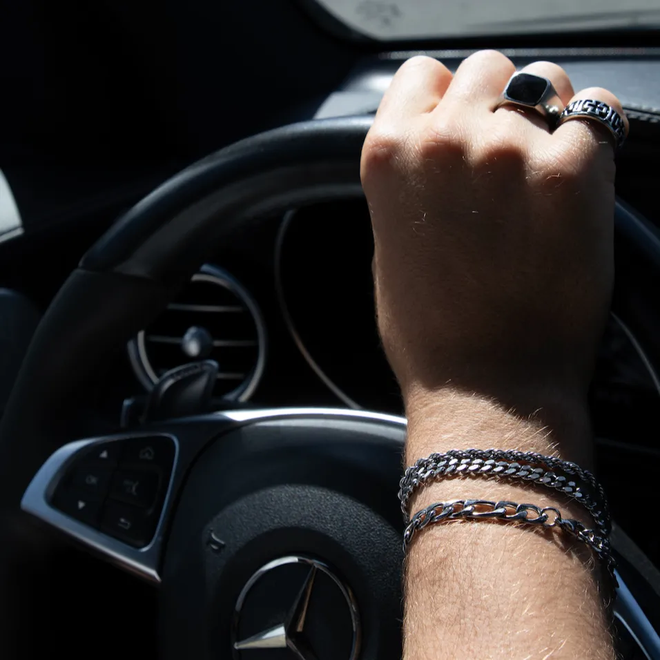 Figaro Bracelet sold by Evry Jewels product image thumbnail 3