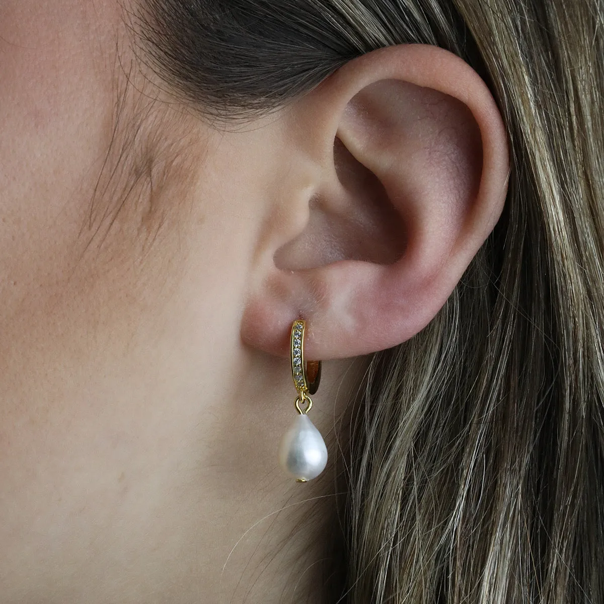 Jolie Earrings sold by Evry Jewels product image thumbnail 2