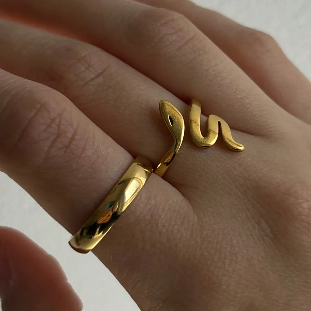Serpent Ring sold by Evry Jewels product image thumbnail 2