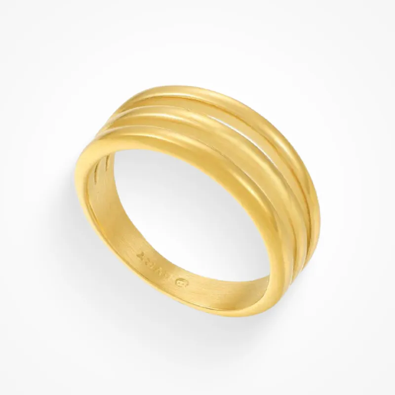 Geneva Ring sold by Evry Jewels