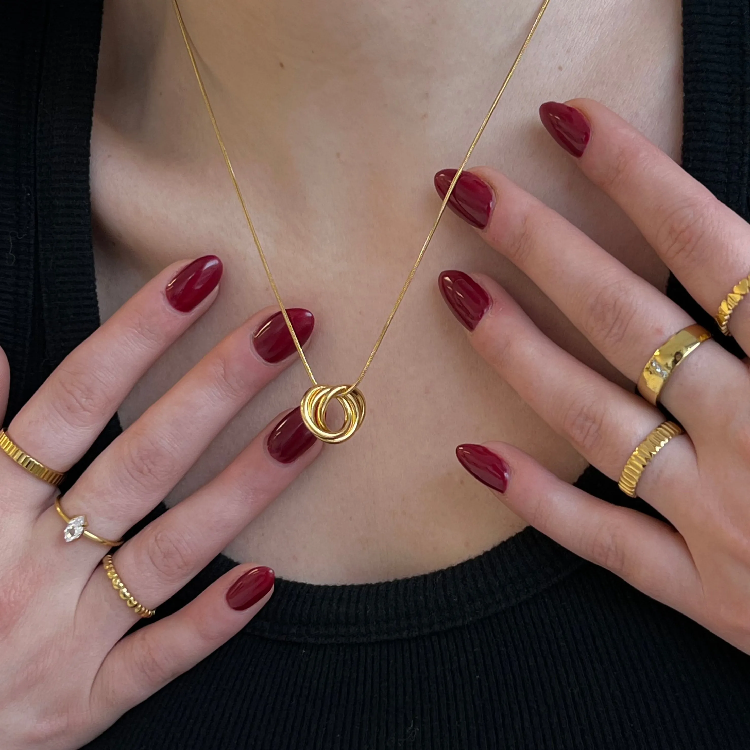 Spoiled Ring sold by Evry Jewels product image thumbnail 3