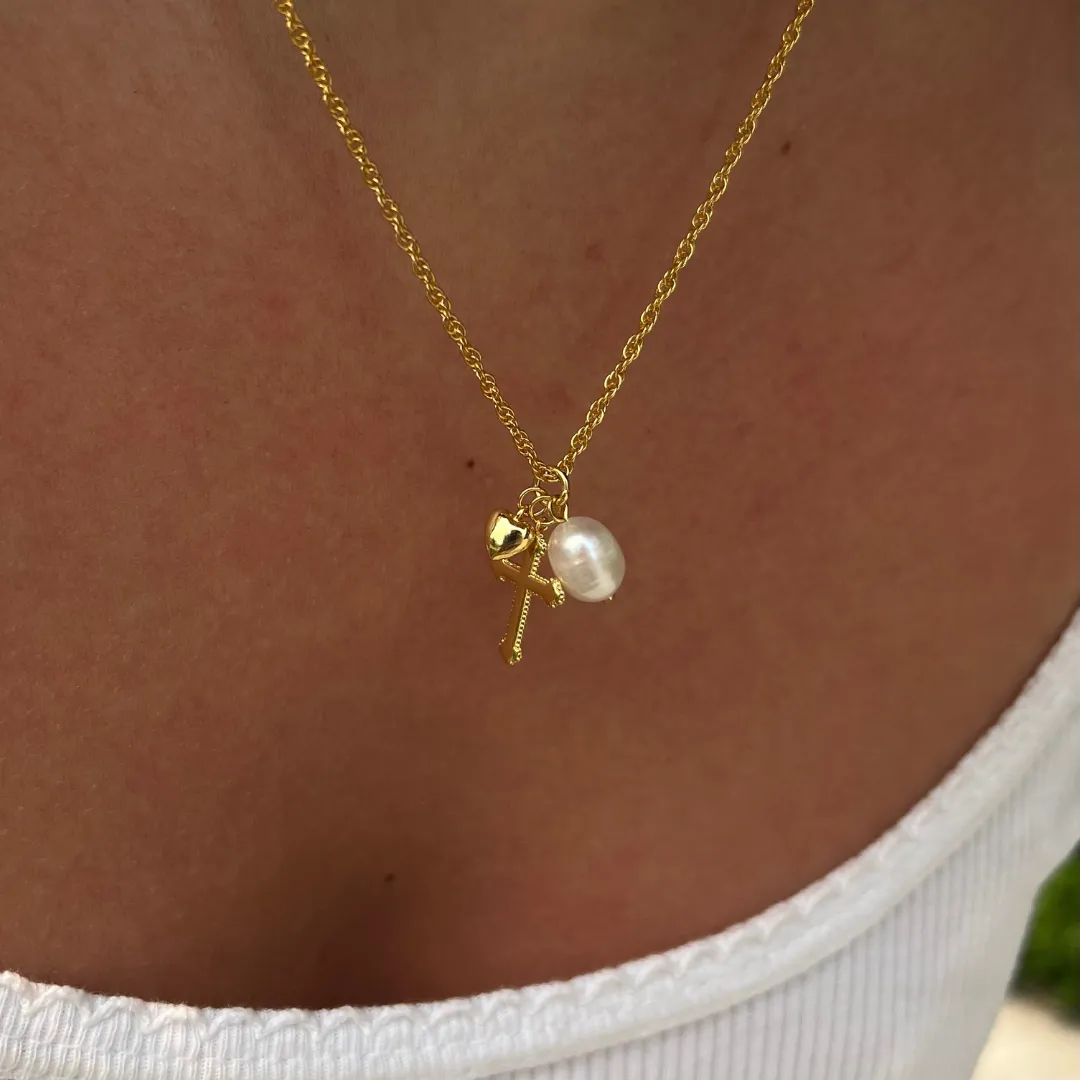 Divine Love Necklace sold by Evry Jewels product image thumbnail 2