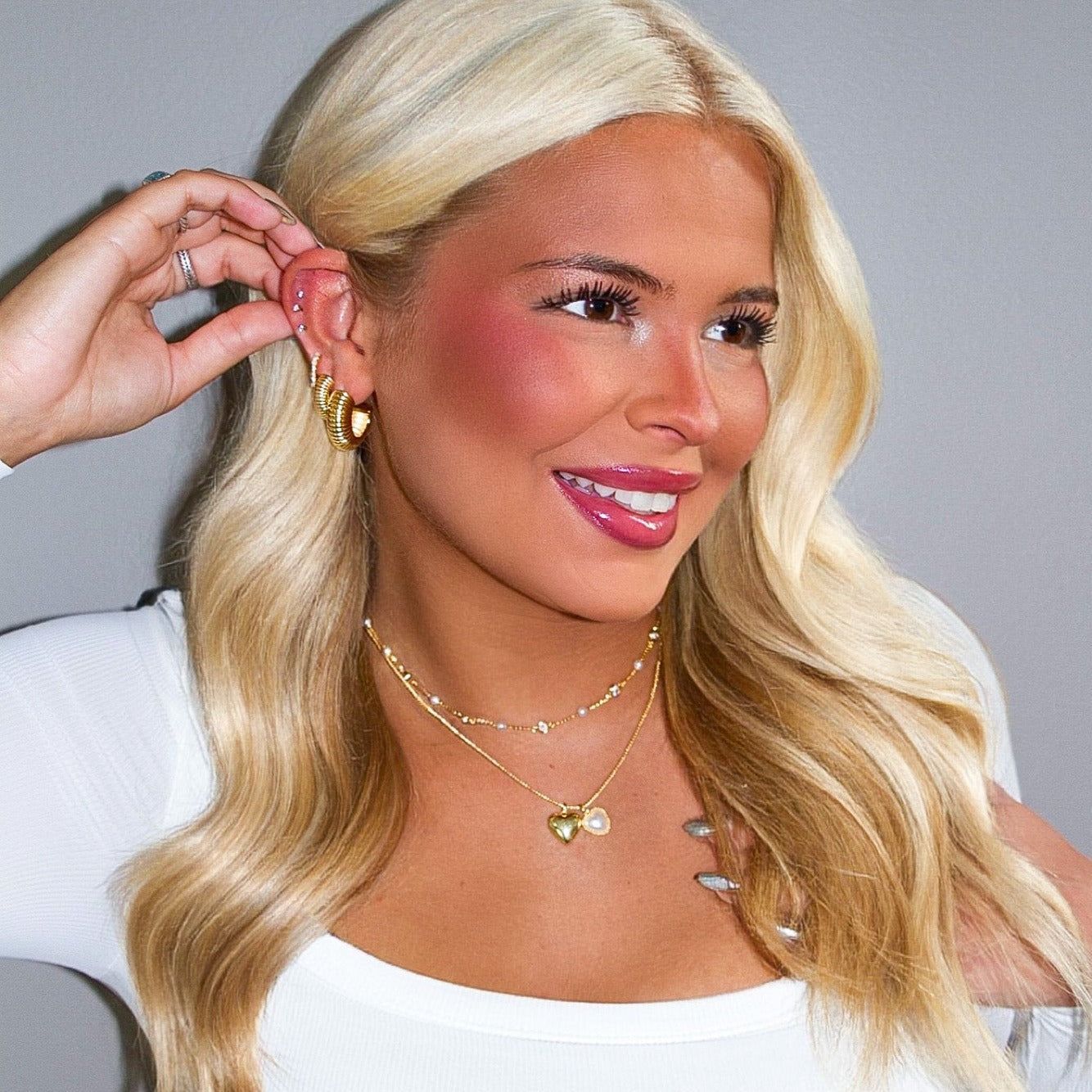 Darcy McQueeny Earrings sold by Evry Jewels product image thumbnail 2