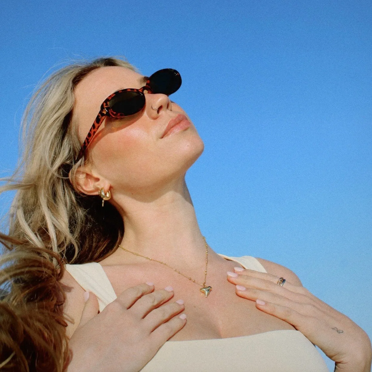 Ocean Edge Necklace sold by Evry Jewels product image thumbnail 5