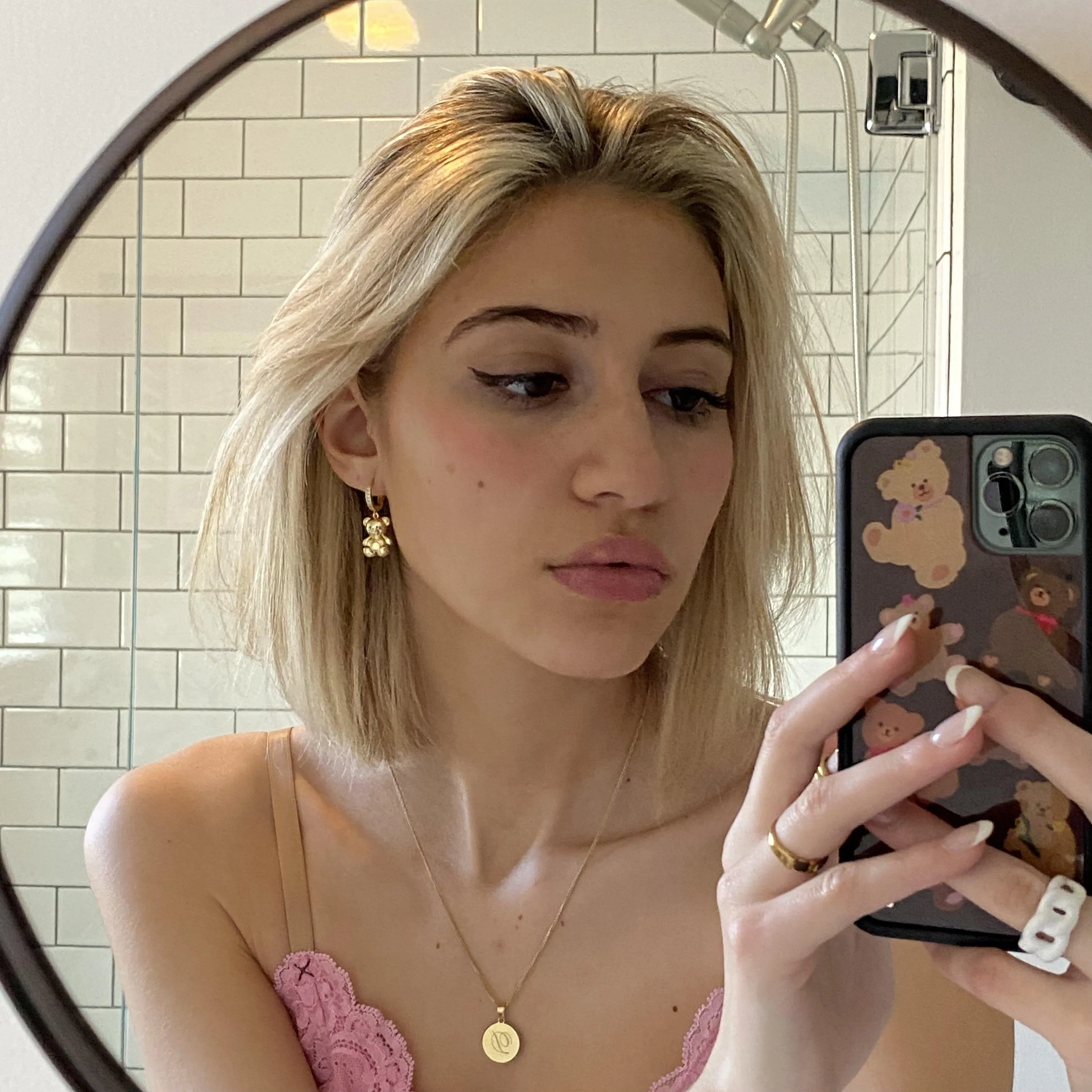 Winnie Earrings sold by Evry Jewels product image thumbnail 3