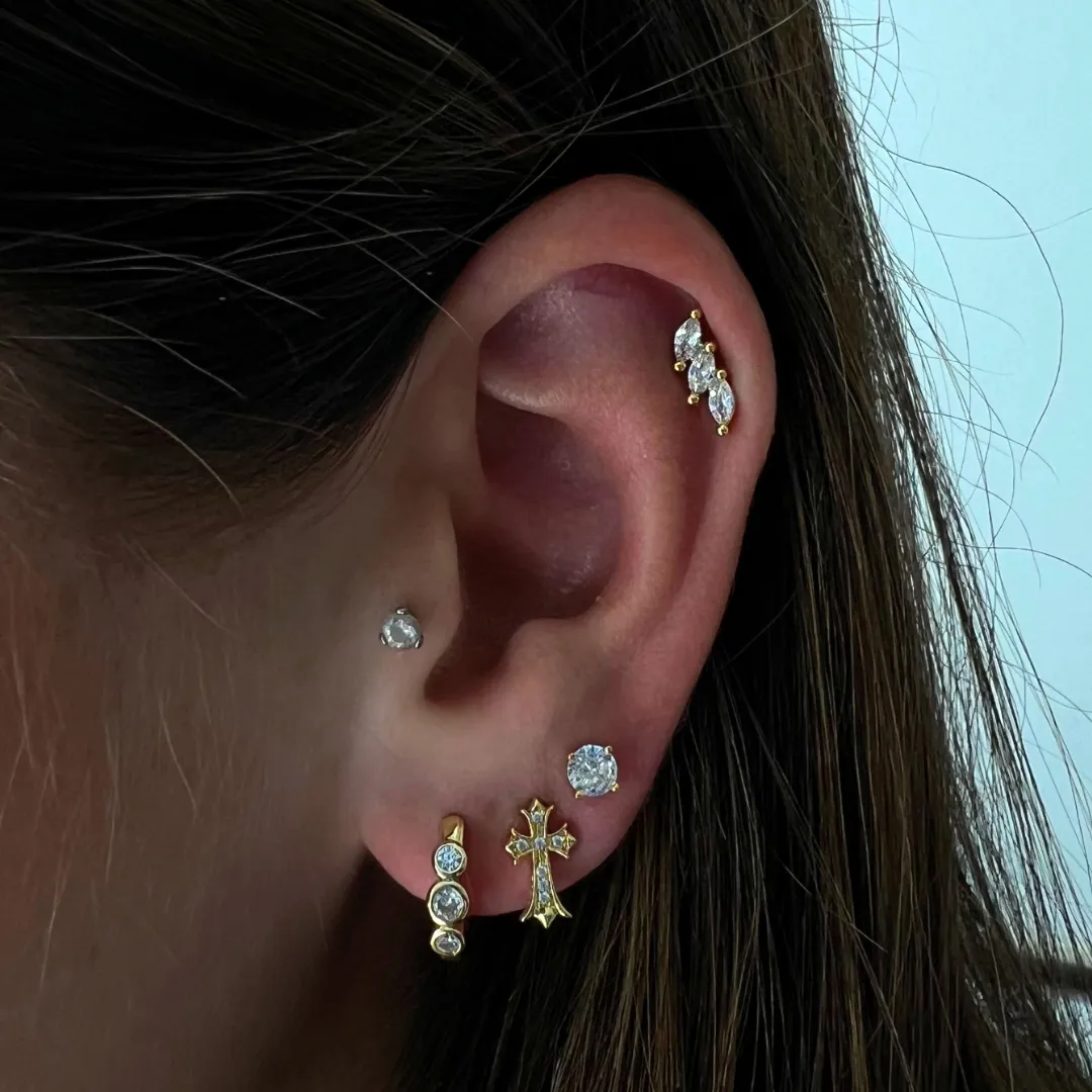 Crossed Earrings sold by Evry Jewels product image thumbnail 2