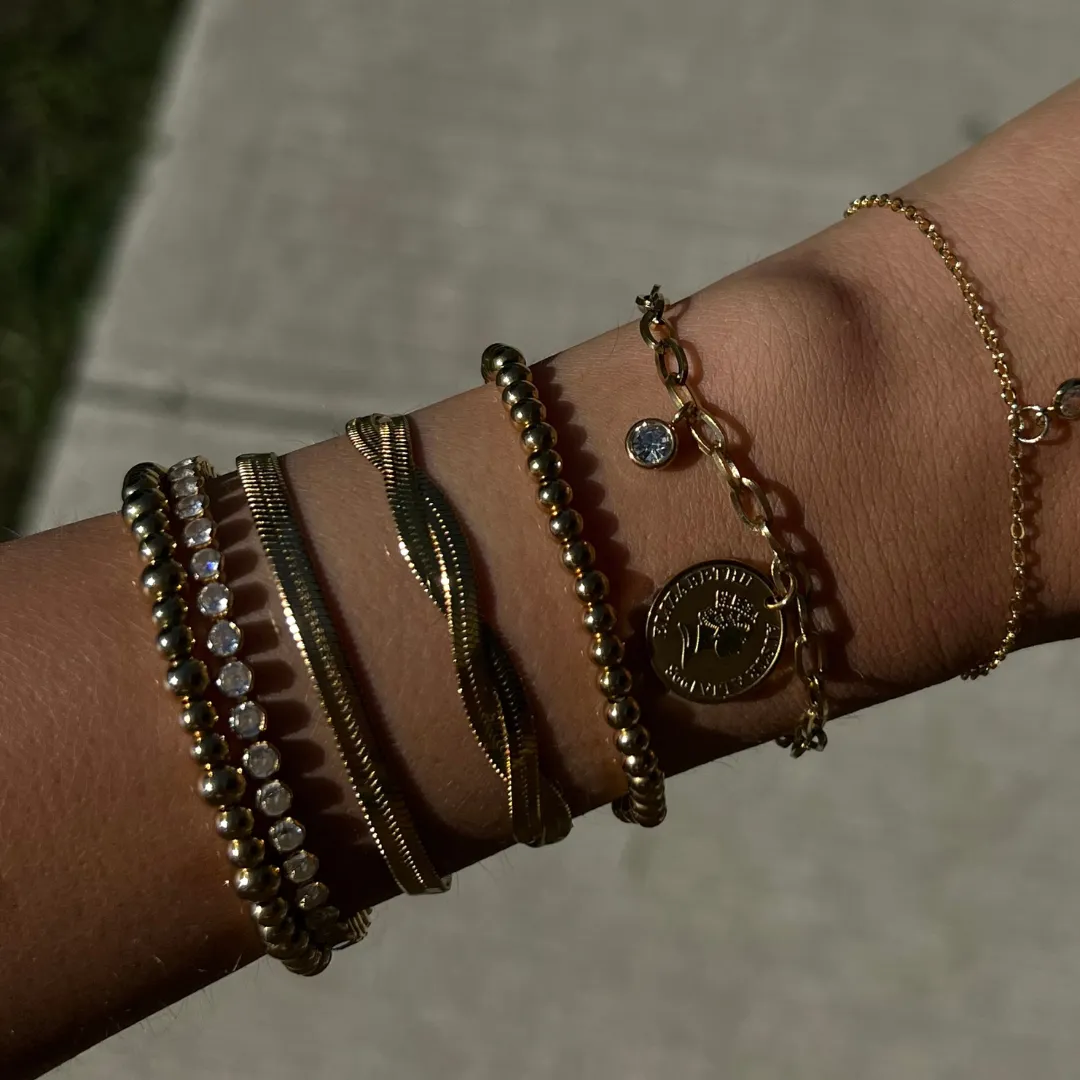 Sydney Bracelet sold by Evry Jewels product image thumbnail 2