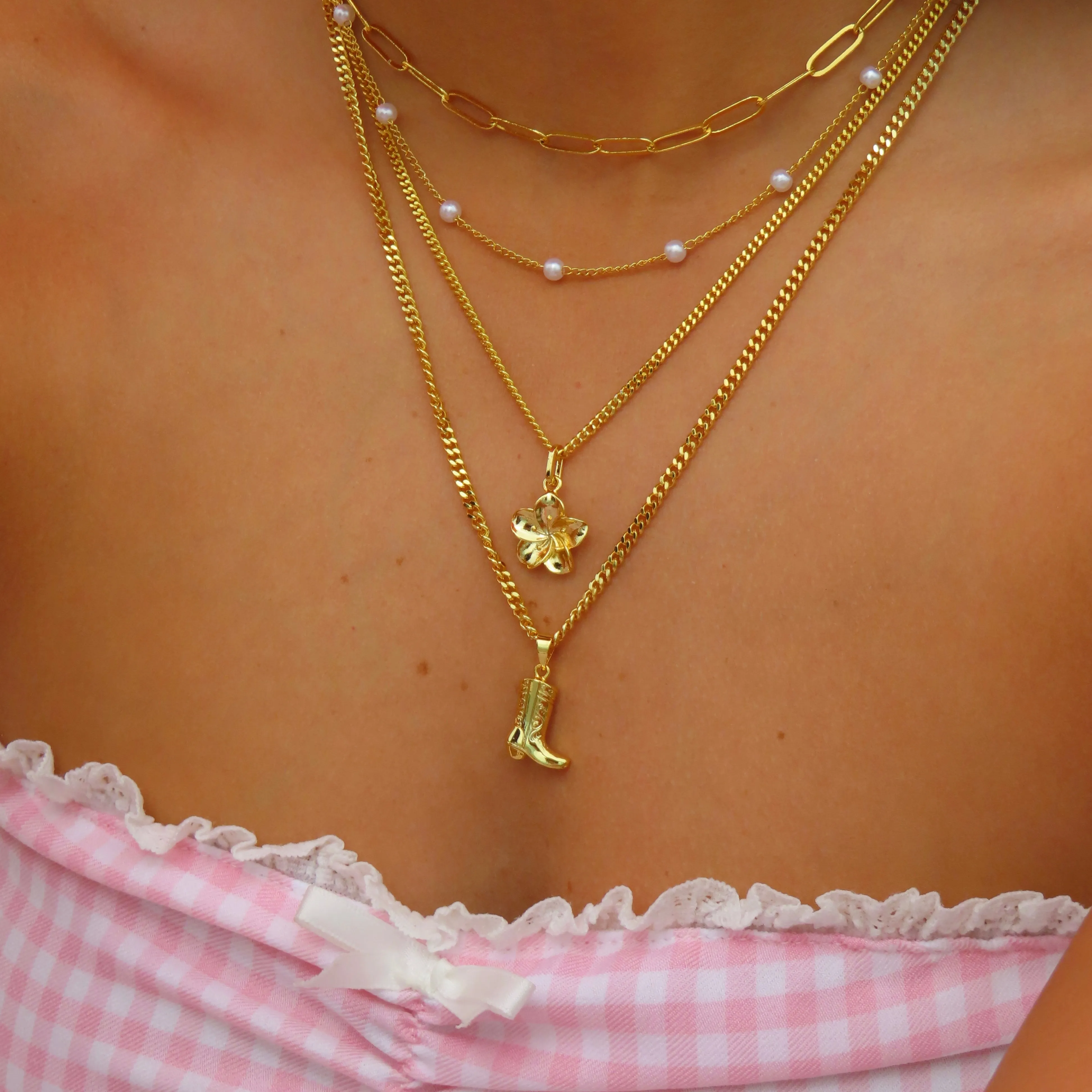 Hibiscus Necklace sold by Evry Jewels product image thumbnail 3