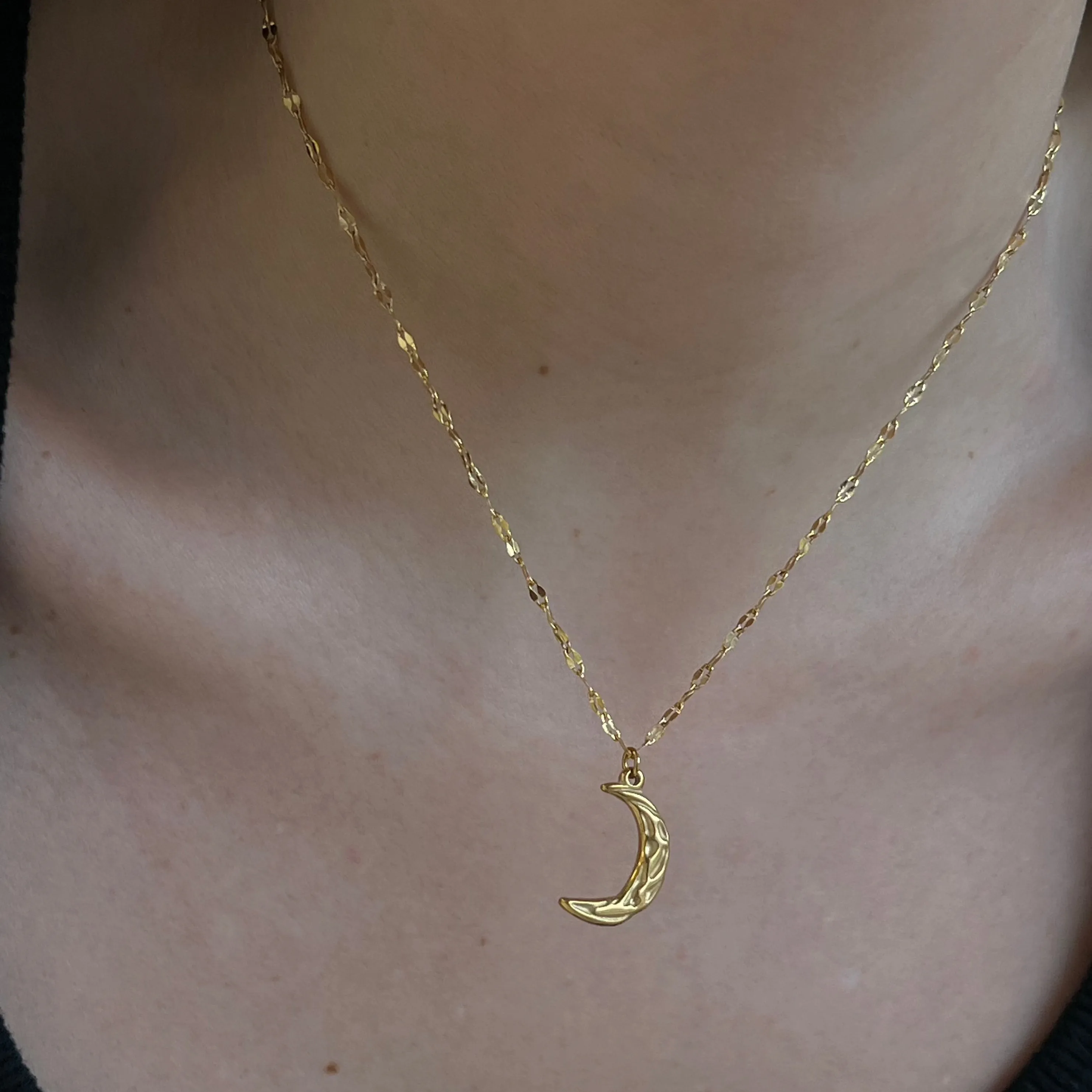 Moonlight Necklace sold by Evry Jewels product image thumbnail 3