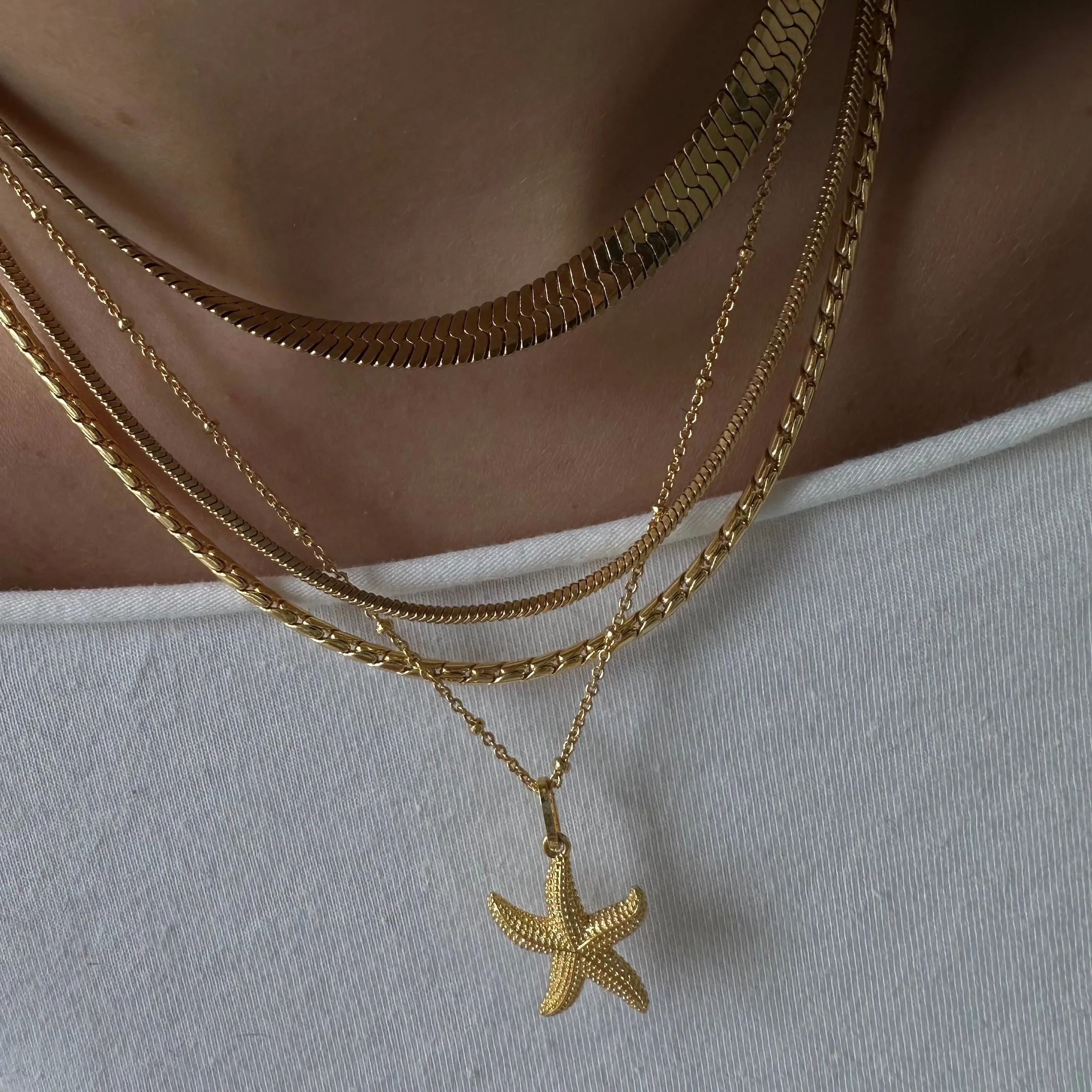 Viper Necklace sold by Evry Jewels product image thumbnail 3