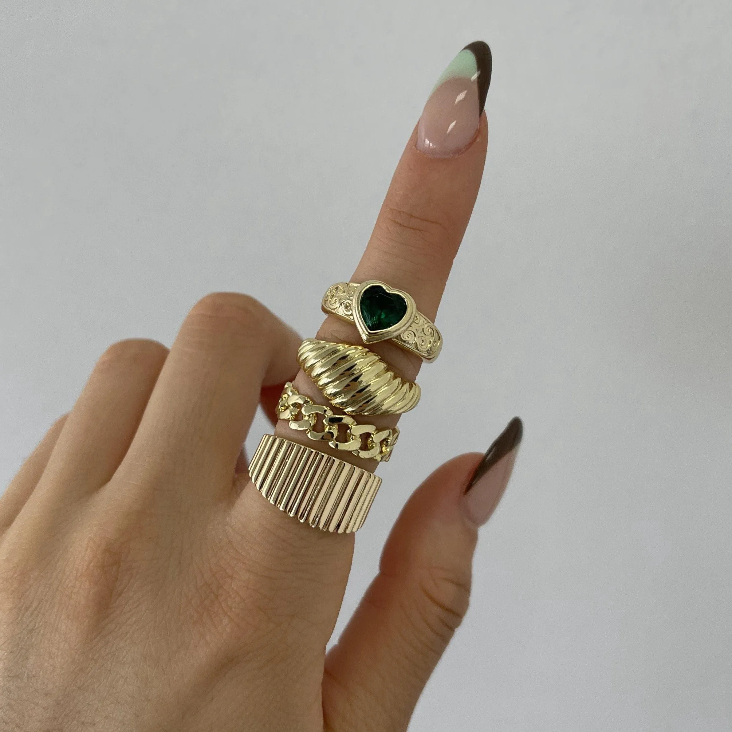 Unchained Ring sold by Evry Jewels product image thumbnail 4