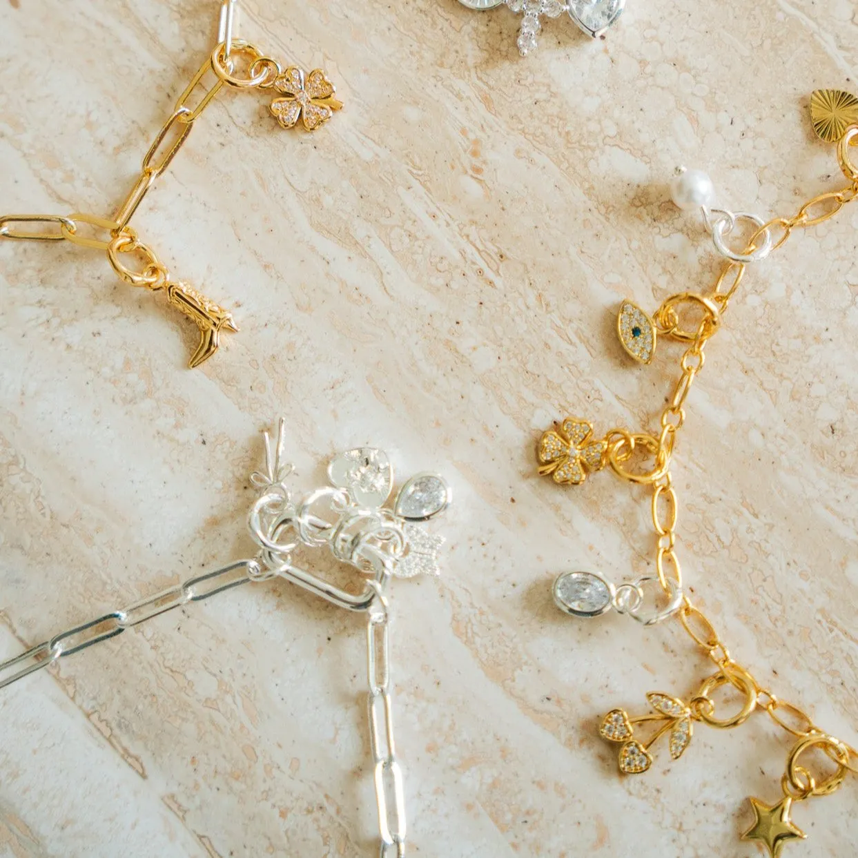 Dixie Charm Necklace sold by Evry Jewels product image thumbnail 3