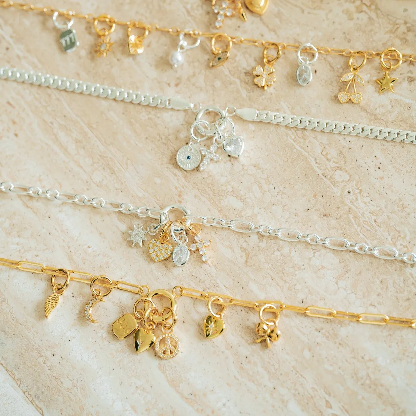 Heart Of Gold Charm sold by Evry Jewels product image thumbnail 3