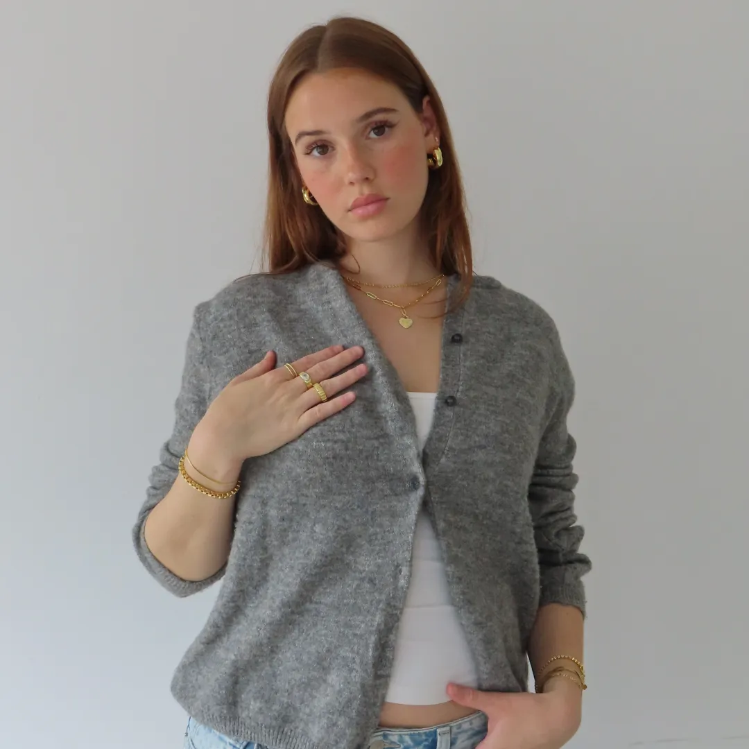 Hold Me Close Necklace sold by Evry Jewels product image thumbnail 3